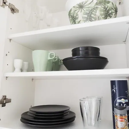 Appart'azur - Proche Gare Au Calme - Wifi - Lit Confort - Parking Facile Et Gratuit アグノー