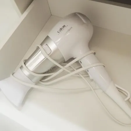 Appart'azur - Proche Gare Au Calme - Wifi - Lit Confort - Parking Facile Et Gratuit アパート *