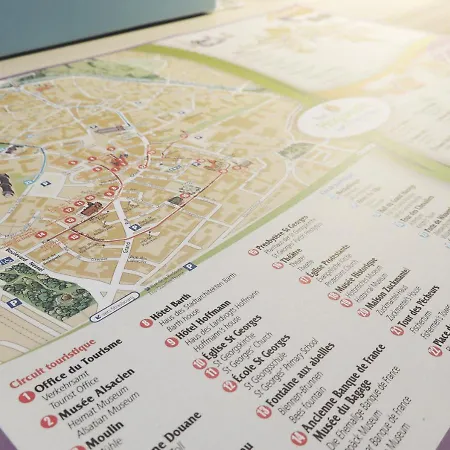 Appart'azur - Proche Gare Au Calme - Wifi - Lit Confort - Parking Facile Et Gratuit アパート アグノー