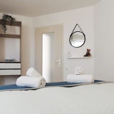 アパート Appart'azur - Proche Gare Au Calme - Wifi - Lit Confort - Parking Facile Et Gratuit